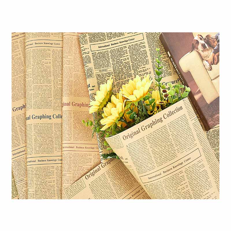 Geschenkpapier im Zeitungsstil und Blumenpapier mit Vintage-Designs