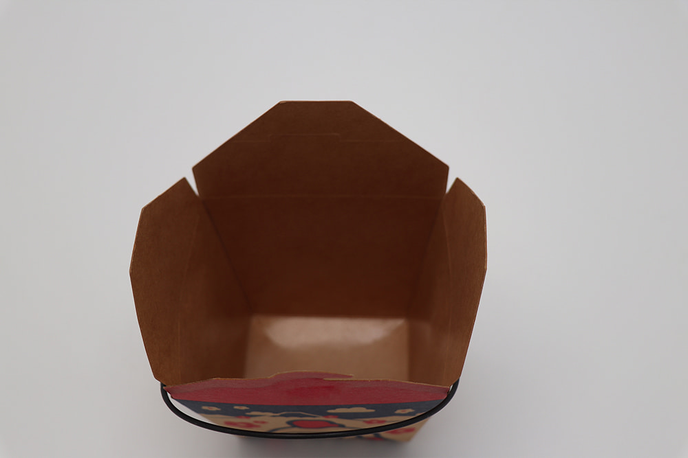 Take-Away-Box aus bedrucktem Papier mit Griff